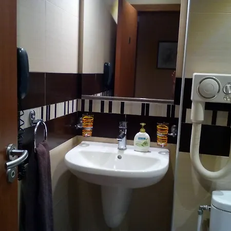 Noi Parliamo Italiano Hotel 2*