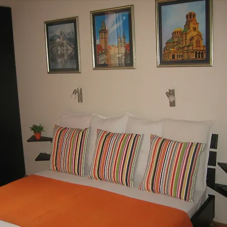 Noi Parliamo Italiano Hotel 2*